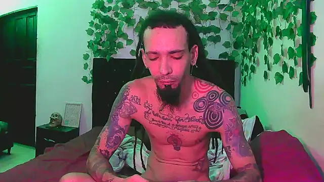 Snapshot of caribbeanlover1 chatting on October 27, 2025, 1:34 pm caribbeanlover1 online show from October 27, 2025, 1:34 pm