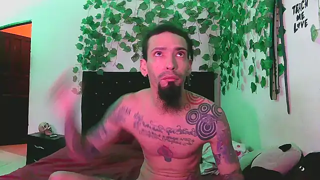 Snapshot of caribbeanlover1 chatting on November 4, 2025, 11:14 am caribbeanlover1 online show from November 4, 2025, 11:14 am