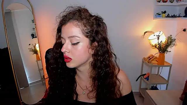 Snapshot of Cassandra_Caiin chatting on November 4, 2025, 8:34 pm Cassandra Caiin online show from November 4, 2025, 8:34 pm