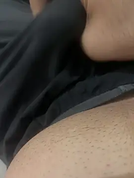 bigshow112 online show from November 6, 2025, 9:30 pm