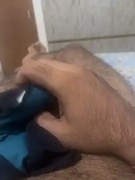 bigshow112 online show from September 28, 2025, 6:37 pm