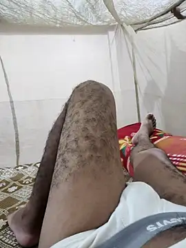 Snapshot of Kubera_The_Maharaj chatting on October 19, 2025, 8:33 pm Kubera The Maharaj online show from October 19, 2025, 8:33 pm