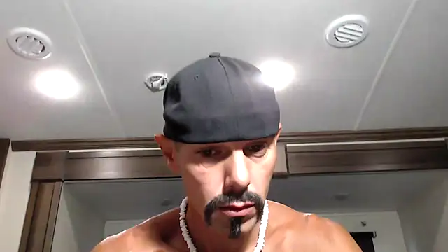 ThickD2C online show from October 8, 2025, 5:02 pm