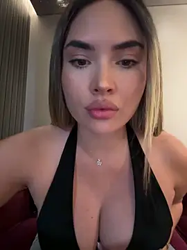 Snapshot of AnaCarrera chatting on November 17, 2025, 7:40 pm AnaCarrera online show from November 17, 2025, 7:40 pm