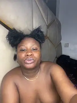 catty3232 online show from October 20, 2025, 3:52 am