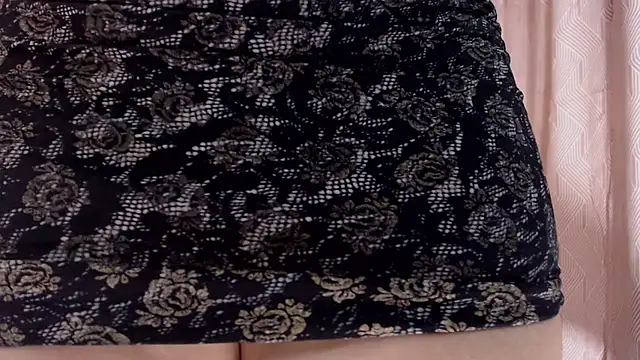 Snapshot of Estefani_32 chatting on October 13, 2025, 3:02 pm Estefani 32 online show from October 13, 2025, 3:02 pm