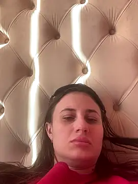 Snapshot of Flossy_Vettie chatting on October 31, 2025, 12:46 pm Flossy Vettie online show from October 31, 2025, 12:46 pm