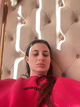 Snapshot of Flossy_Vettie chatting on October 29, 2025, 12:26 pm Flossy Vettie online show from October 29, 2025, 12:26 pm