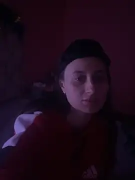 Snapshot of Flossy_Vettie chatting on November 11, 2025, 12:05 am Flossy Vettie online show from November 11, 2025, 12:05 am