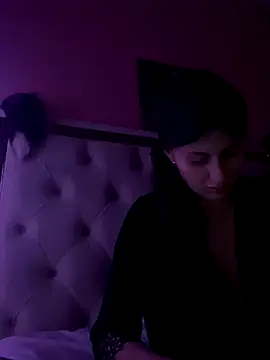 Snapshot of Flossy_Vettie chatting on November 20, 2025, 3:29 am Flossy Vettie online show from November 20, 2025, 3:29 am