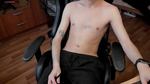 Snapshot of teelimata chatting on October 5, 2025, 1:57 pm teelimata online show from October 5, 2025, 1:57 pm