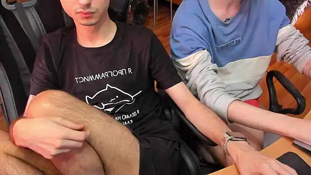 Snapshot of teelimata chatting on February 4, 2025, 10:54 am teelimata online show from February 4, 2025, 10:54 am