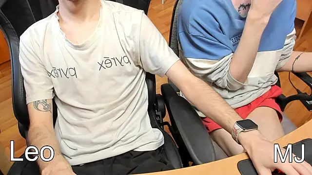 Snapshot of teelimata chatting on February 28, 2025, 1:25 pm teelimata online show from February 28, 2025, 1:25 pm