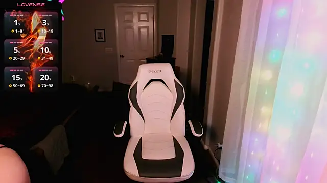 britteebee online show from February 24, 2026, 8:48 am