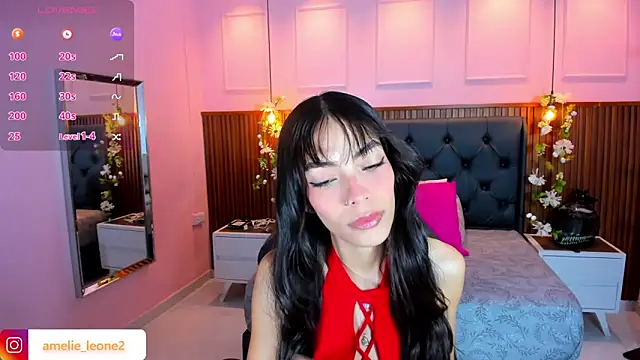 AMELIELEONE online show from January 19, 2026, 12:20 pm