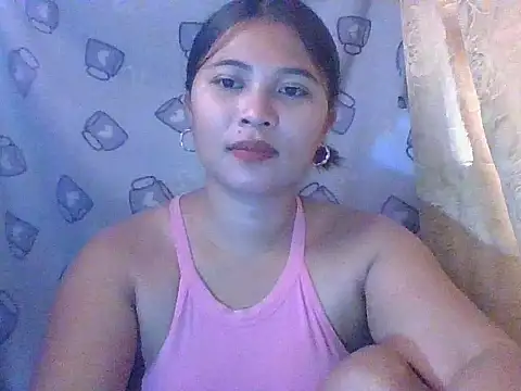 Snapshot of wildsexypinay33x chatting on December 3, 2025, 12:44 am wildsexypinay33x online show from December 3, 2025, 12:44 am