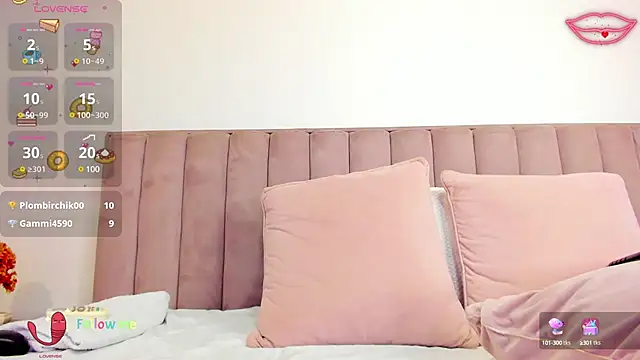 Snapshot of CristinSexy chatting on March 8, 2025, 1:25 pm CristinSexy online show from March 8, 2025, 1:25 pm