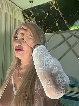 scarlett sexx69 online show from November 24, 2025, 11:32 am