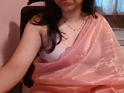 Pinky 4 online show from October 4, 2025, 9:33 am