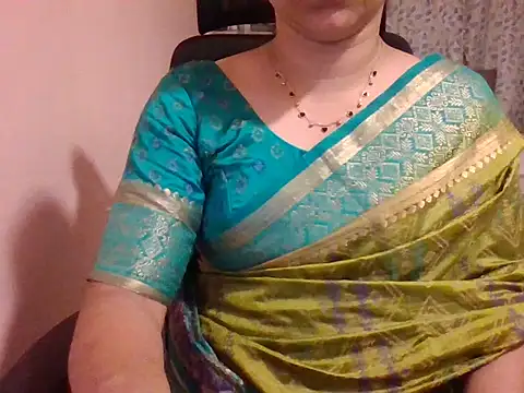 Pinky 4 online show from September 13, 2025, 11:49 pm