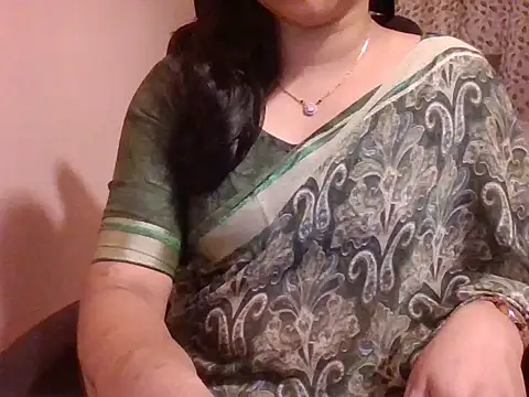 Pinky 4 online show from January 17, 2026, 2:42 pm