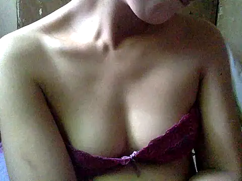 Snapshot of spankmybootyxxx chatting on June 21, 2026, 5:24 am spankmybootyxxx online show from June 21, 2026, 5:24 am