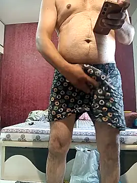 Snapshot of hornydick4you chatting on January 13, 2026, 5:11 am hornydick4you online show from January 13, 2026, 5:11 am