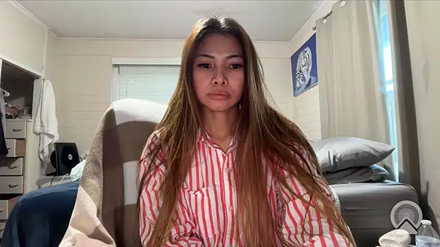 pinay6969 online show from April 7, 2026, 4:53 pm