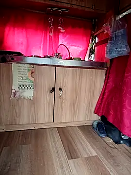 Simone Miller online show from November 13, 2025, 6:45 pm