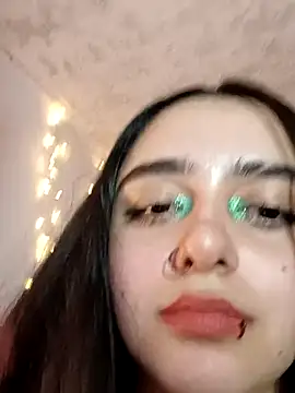 IvonneT online show from February 28, 2025, 11:12 pm