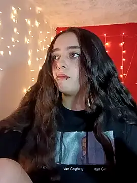 IvonneT online show from December 2, 2024, 11:02 pm