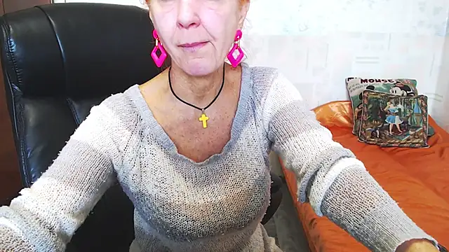 Snapshot of MilayaDFlow chatting on November 15, 2025, 9:46 am MilayaDFlow online show from November 15, 2025, 9:46 am