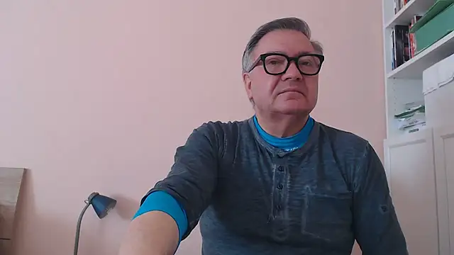 YOU6me online show from January 8, 2026, 9:37 am