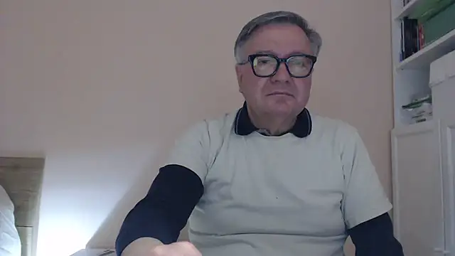 YOU6me online show from January 14, 2026, 4:43 pm