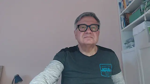 YOU6me online show from May 10, 2026, 3:58 pm
