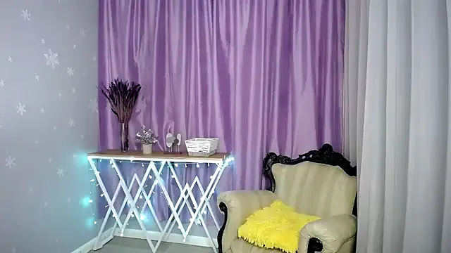 queen a n i online show from July 18, 2026, 8:23 am