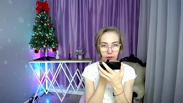 Snapshot of queen_a_n_i chatting on December 18, 2025, 9:58 am queen a n i online show from December 18, 2025, 9:58 am