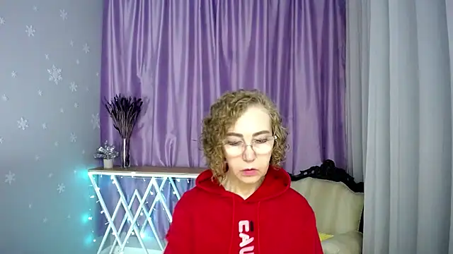 queen a n i online show from June 6, 2026, 12:10 pm