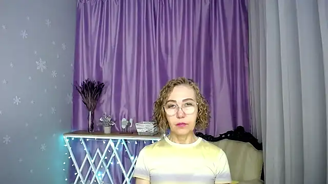 queen a n i online show from July 13, 2026, 7:18 am