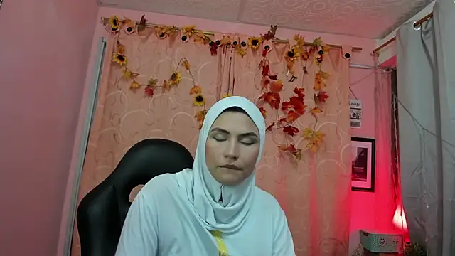 Snapshot of DarshaKhemu chatting on September 15, 2025, 9:26 pm DarshaKhemu online show from September 15, 2025, 9:26 pm