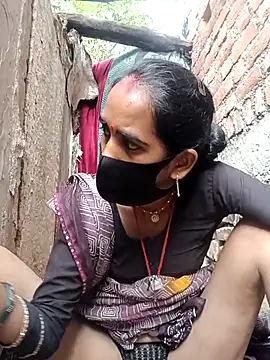 Mohni Das online show from July 17, 2026, 2:20 am