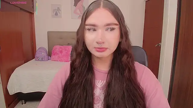 Miley Baker online show from February 5, 2026, 1:29 pm