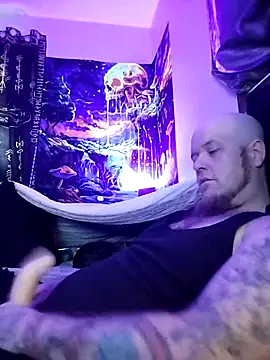 Snapshot of BluestBalls710 chatting on December 14, 2025, 4:56 pm BluestBalls710 online show from December 14, 2025, 4:56 pm