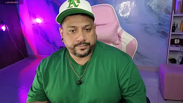 Snapshot of jacoob_woods chatting on May 1, 2026, 4:12 pm jacoob woods online show from May 1, 2026, 4:12 pm