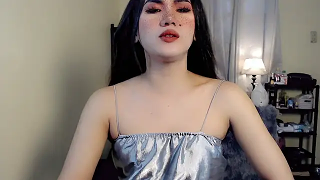 Snapshot of beatrice_21 chatting on October 2, 2025, 12:47 am beatrice 21 online show from October 2, 2025, 12:47 am