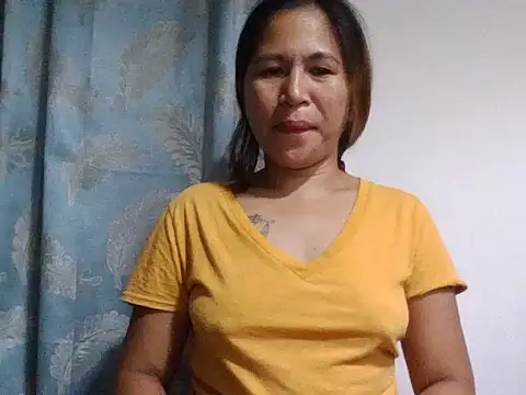 h0ney lips online show from November 15, 2025, 10:30 am