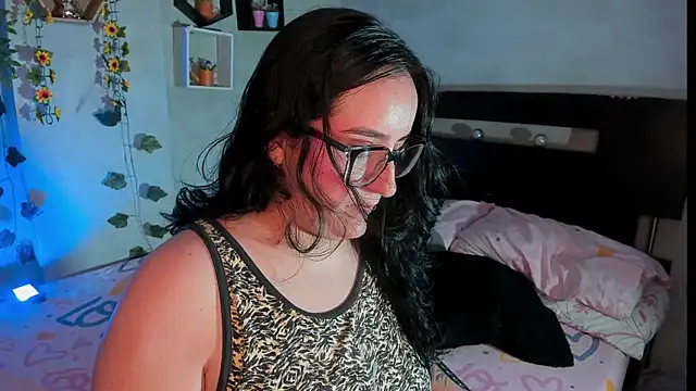 Cherry jhoana online show from February 19, 2025, 3:06 am