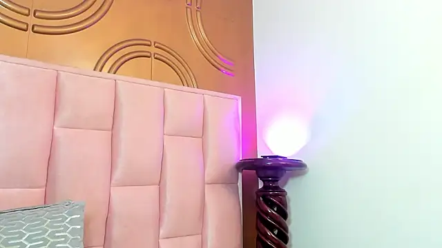 Snapshot of valeriaa19 chatting on March 9, 2025, 8:29 am valeriaa19 online show from March 9, 2025, 8:29 am