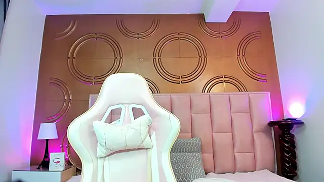 Snapshot of valeriaa19 chatting on February 23, 2025, 5:23 am valeriaa19 online show from February 23, 2025, 5:23 am