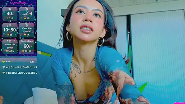 Snapshot of Mia_Tin chatting on September 14, 2025, 11:32 am Mia Tin online show from September 14, 2025, 11:32 am